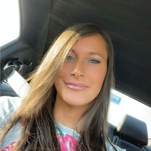 Meet your Posher, Cindie